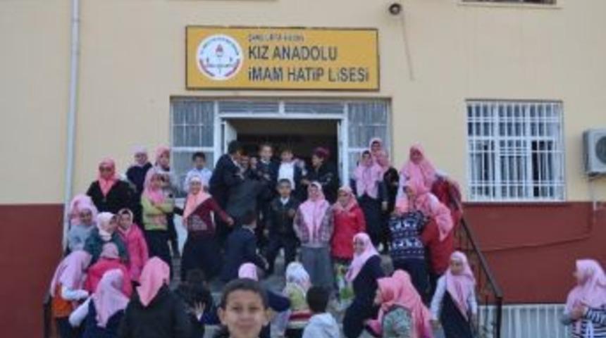 Okulda &Ccedil;ıkan Yangın Korkuttu