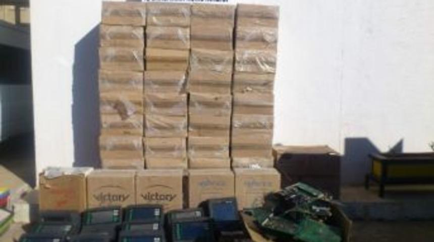 90 Bin Tl Değerinde Ka&ccedil;ak Sigara Ele Ge&ccedil;irildi