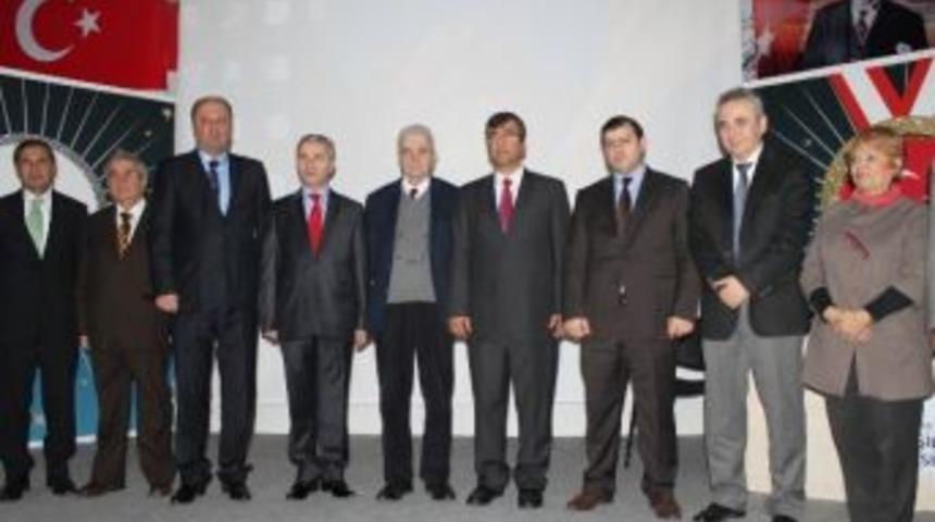 Kentsel D&ouml;n&uuml;ş&uuml;me Akademik Neşter