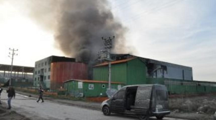 Atık Yağ D&ouml;n&uuml;ş&uuml;m Tesislerinde Patlama: 1 Yaralı