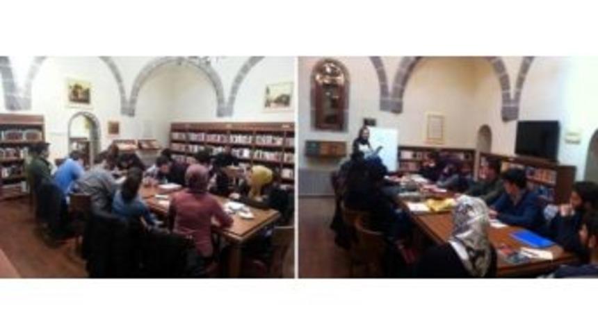 Er-vak Gen&ccedil;lik Komisyonundan Fars&ccedil;a Kursu