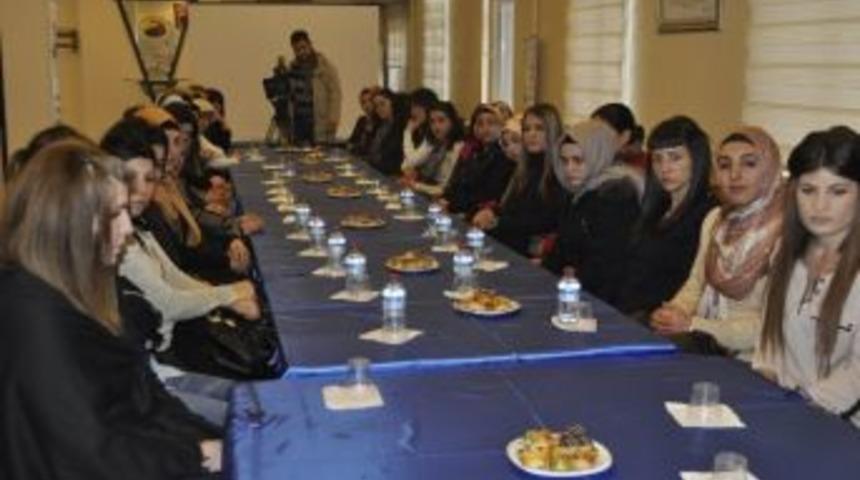 &lsquo;hayata Ve Sana G&uuml;veniyorum Projesi&rsquo;