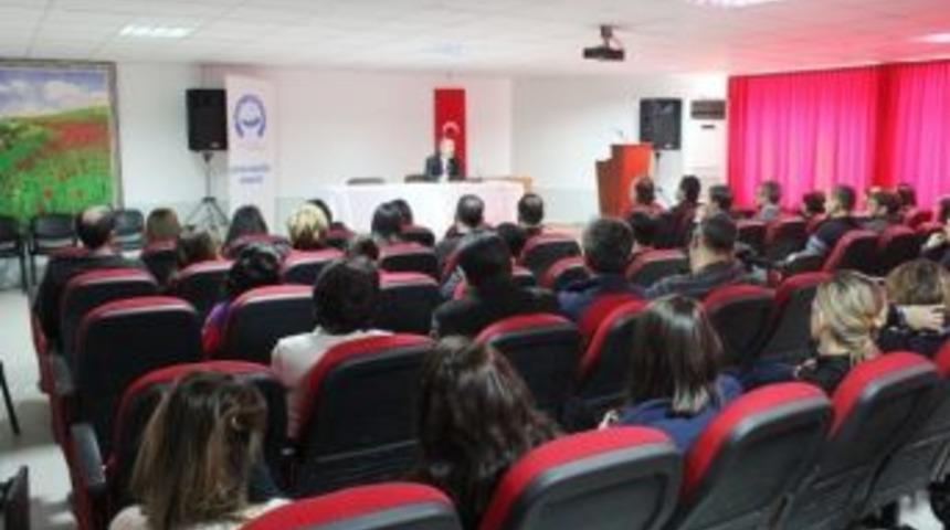 As&uuml; Rekt&ouml;r&uuml; Acar Akademisyenlerle G&ouml;r&uuml;şt&uuml;