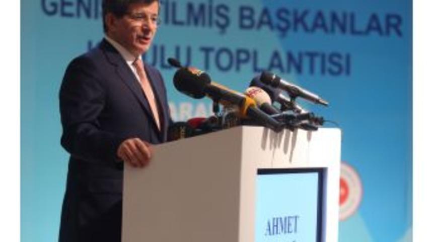 Davutoğlu&rsquo;ndan CHP&rsquo;nin Vize Iddiasına Cevap