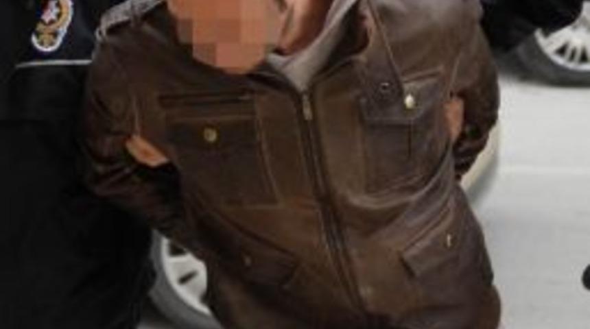 Adliyeden Ka&ccedil;ınca Yakalanan Futbolcu Cezaevine G&ouml;nderildi