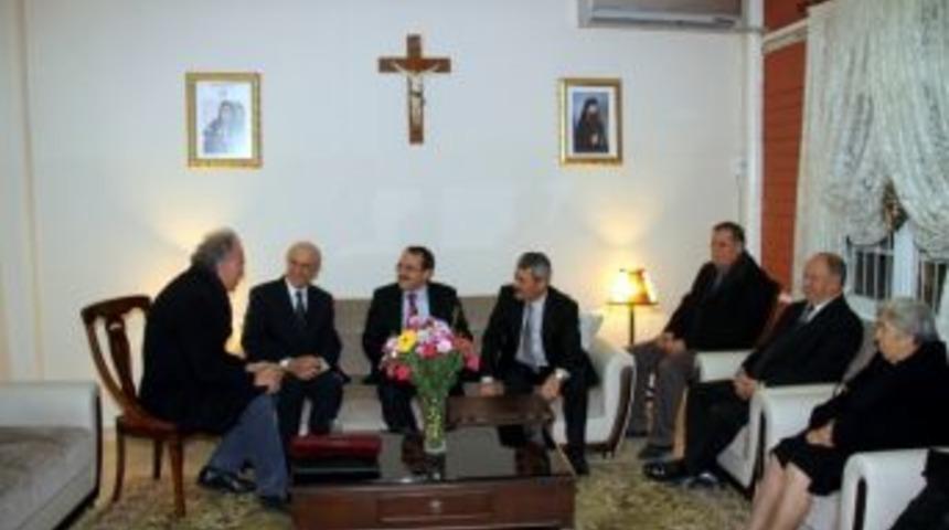 Bakan Ergin, Hristiyan Vatandaşların Noel&rsquo;ini Kutladı