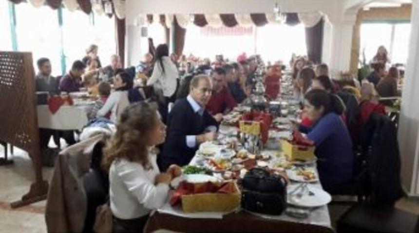 Okul-aile İşbirliği Başarı Getiriyor