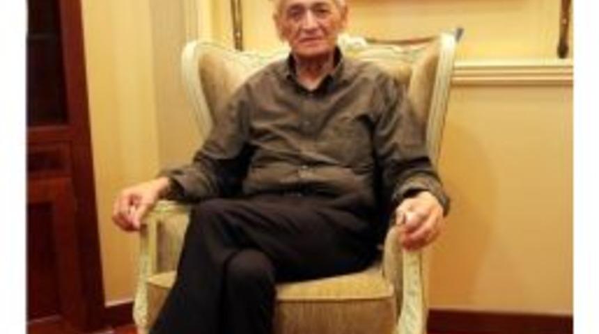 Adnan Şenses Hayatını Kaybetti