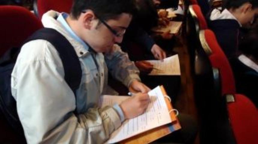 Erzincan&rsquo;da &Ccedil;ocuklarımızı Siber Su&ccedil;lardan Koruyalım Projesi Tamamlandı