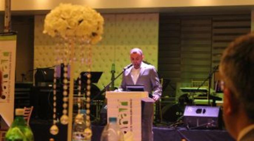 Uşak Bahar Derneği Mevlana'yı Anma Programı D&uuml;zenledi