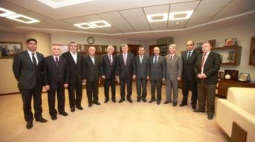 Derneklerden Başkan Karaosmanoğlu'na Ziyaret