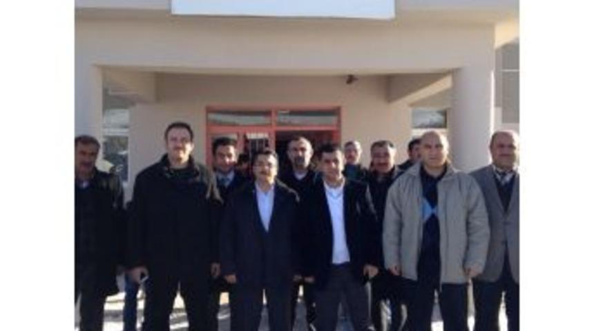 Toros Eğitim Kurumları Van'daki Kardeş Okulları Ziyaret Etti