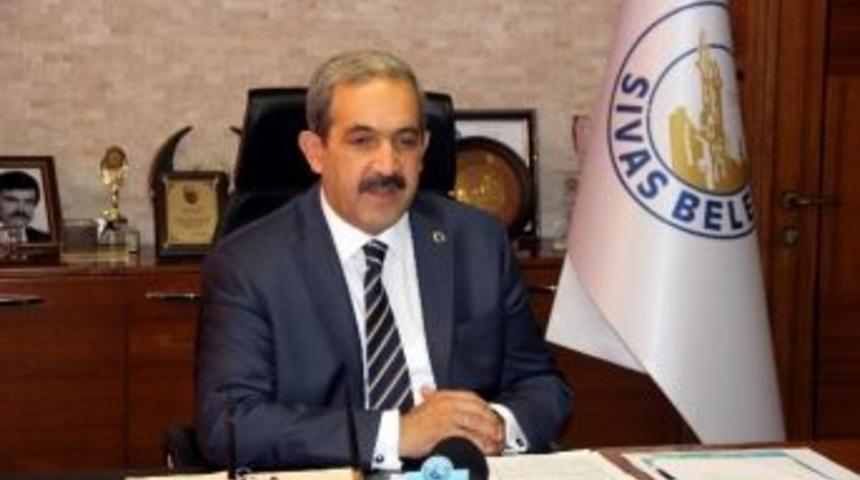 Sivas Belediye Başkanı Doğan &Uuml;rg&uuml;p: -&ldquo;milli Şairimiz Mehmet Akif Ersoy&rsquo;u Rahmetle Yad Ediyoruz&rdquo;