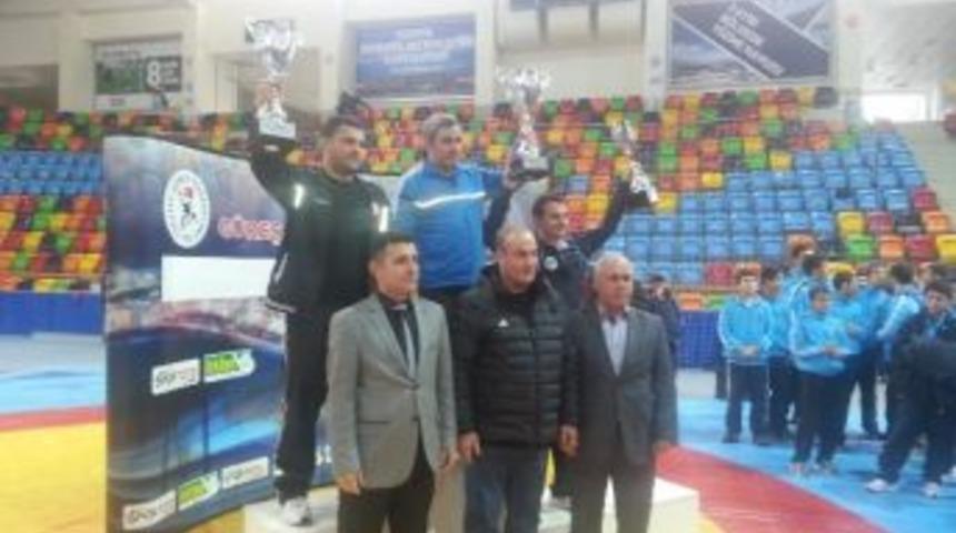 B&uuml;y&uuml;kşehir Ekibi Minderde T&uuml;rkiye Şampiyonu