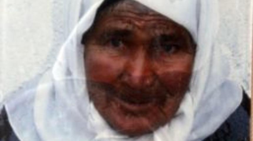 Ş&ouml;mineye D&uuml;şen Yaşlı Kadın Yanarak &Ouml;ld&uuml;