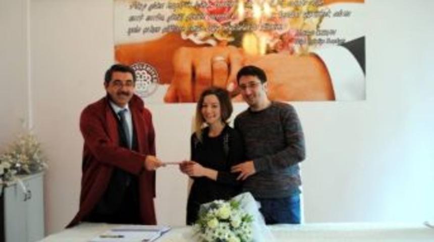 Biga&rsquo;ya İspanyol Gelin