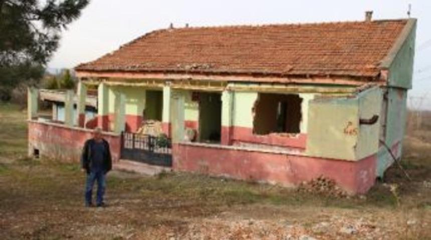 Ağcag&uuml;ney'de 49 Eve Tahliye Yazısı