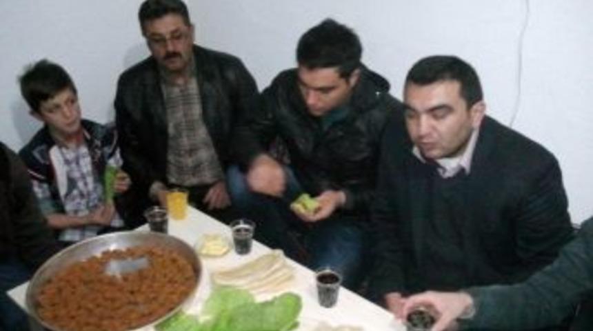 Sorgun Alperen Ocakları &Ccedil;iğ K&ouml;fte Gecesinde Buluştular