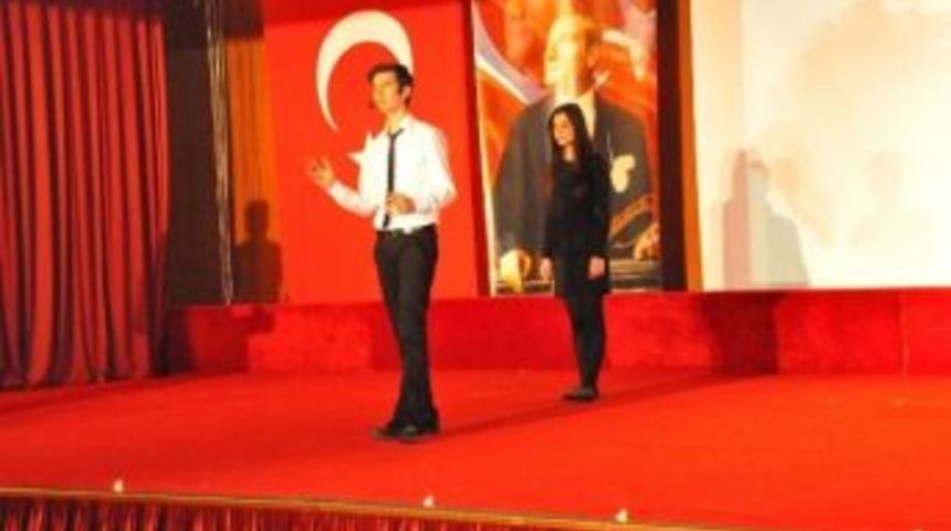 Tekirdağ&rsquo; Da &ldquo;namık Kemal &rdquo; Konulu Şiir Dinletisi B&uuml;y&uuml;k İlgi G&ouml;rd&uuml;