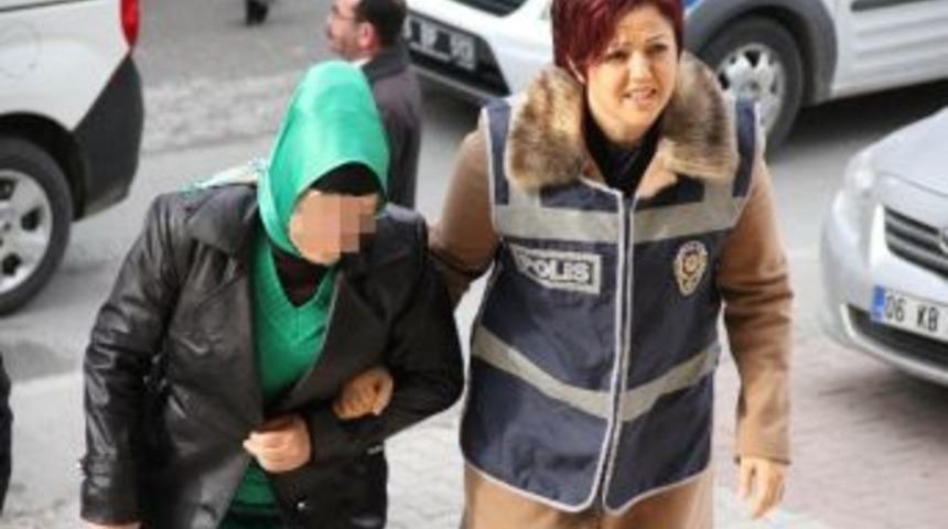 Misafirliğe Gittiği Evden 5 Bin Liralık Ziynet Eşyası &Ccedil;aldı