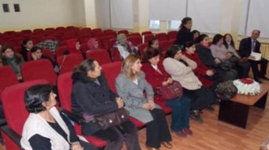 Susuz Kaymakamı Kursiyerlerle Bir Araya Geldi