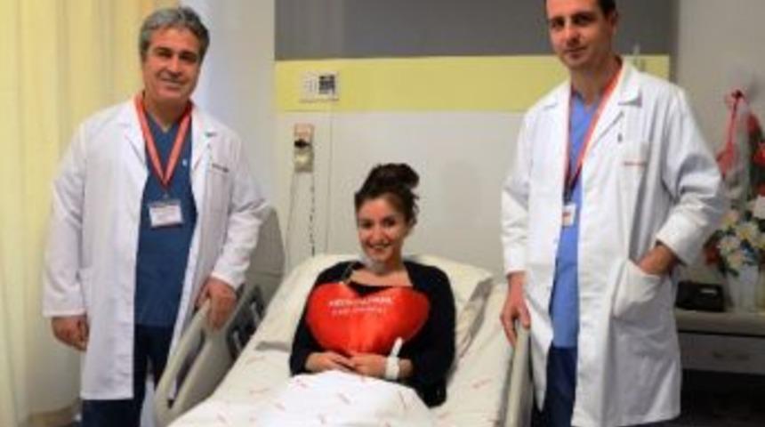 Kalp Krizi Ge&ccedil;iren Gen&ccedil; Kıza By-pass