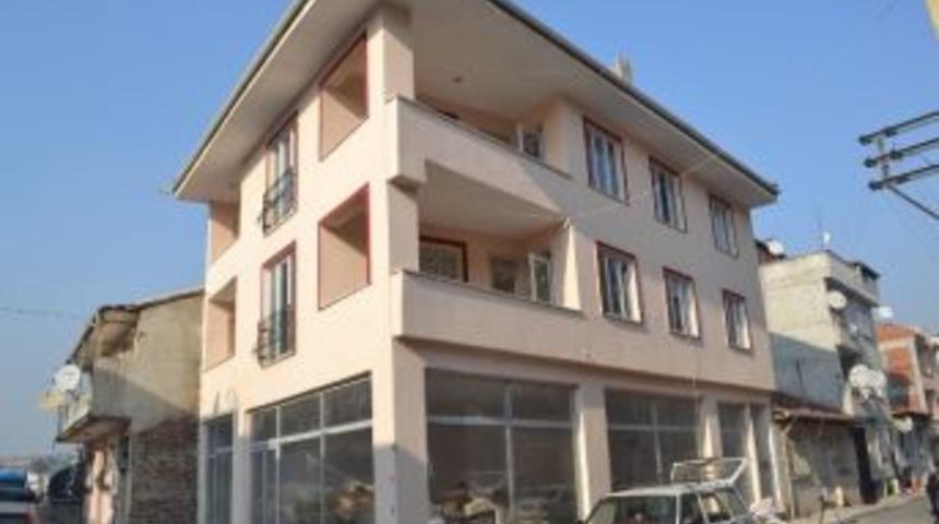 &Ccedil;atıdan D&uuml;şen Mermerci Hayatını Kaybetti