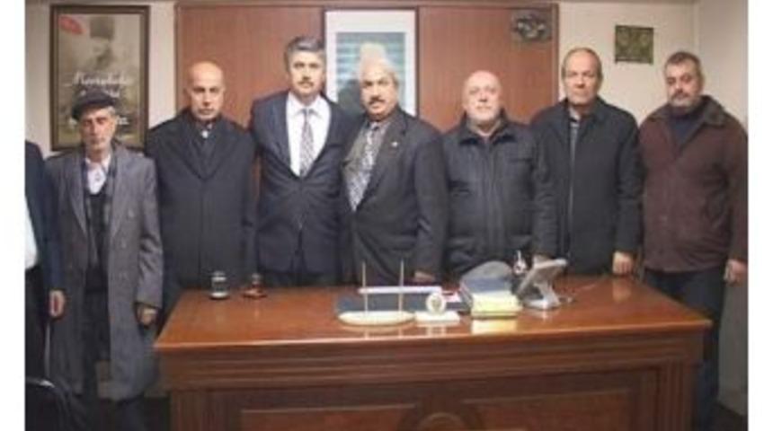 Hulisi Porgalı&rsquo;dan Muhtarlar Derneği&rsquo;ne Ziyaret