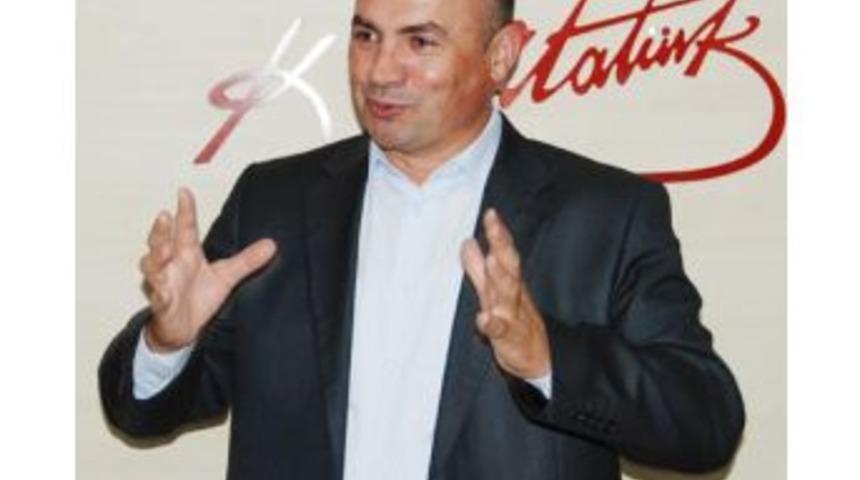 CHP İl Başkanı Horasan: Ali Erdoğan'ı Polemiğe &Ccedil;ekmek Yanlış