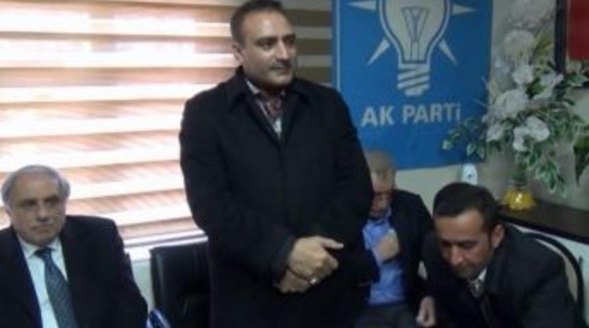 Ak Parti Adayı Eruh İl&ccedil;esinde Destek İstedi