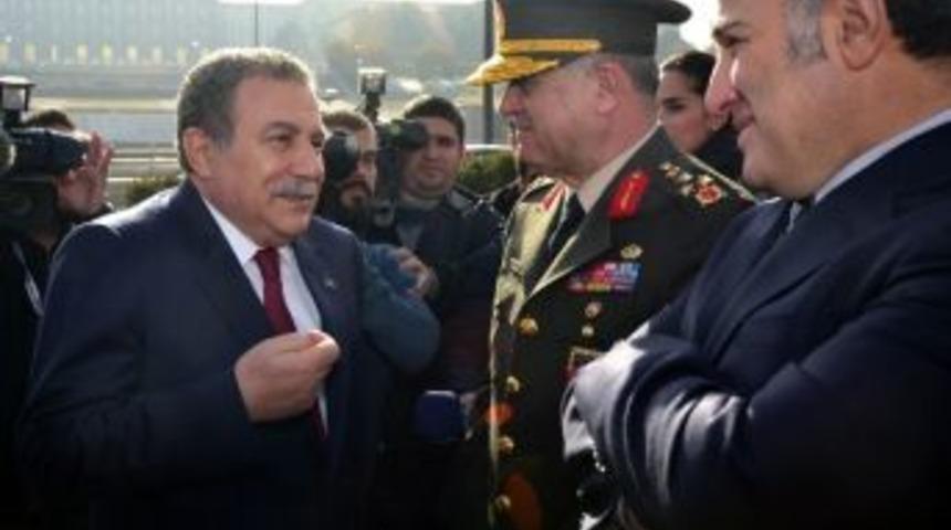 Muammer G&uuml;ler, İ&ccedil;işleri Bakanlığı G&ouml;revini Ala&rsquo;ya Devretti