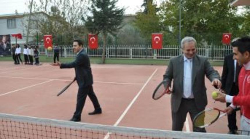 Kozan'da Tenis Kortu Ve Spor Kompleksinin A&ccedil;ılışı Yapıldı
