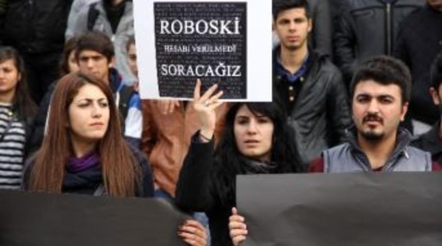 &Ccedil;ukurova &Uuml;niversitesi'nde Uludere Eylemi