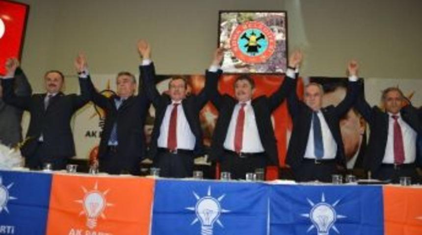 Soma Tanrıverdi'yi Bağrına Bastı