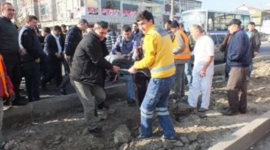 Otomobilin &Ccedil;arptığı Yaya &Ouml;ld&uuml;