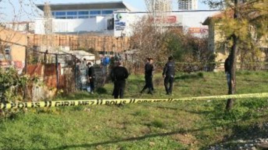 Tcdd&rsquo;ye Giren Hırsızı G&uuml;venlik G&ouml;revlisi Etkisiz Hale Getirdi