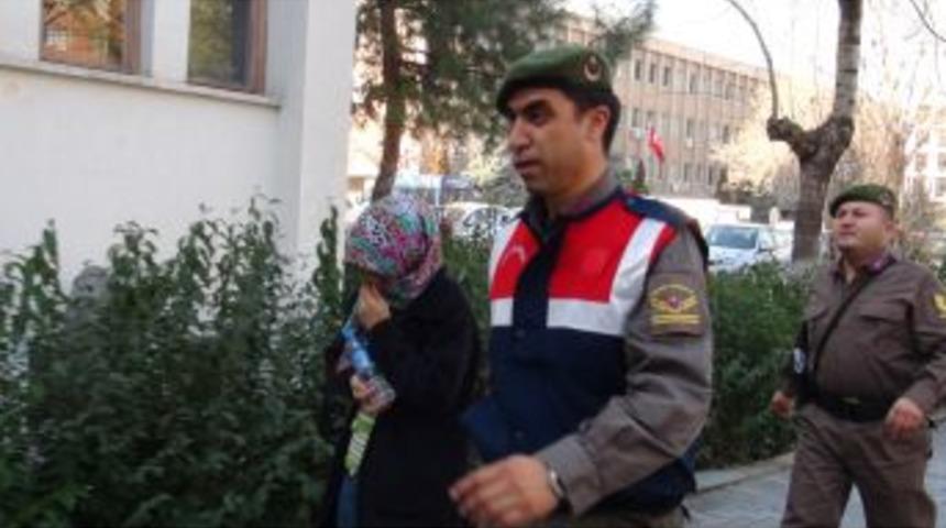 Uşak'ta &Ouml;ld&uuml;r&uuml;len Gencin Katil Zanlıları Yakalandı