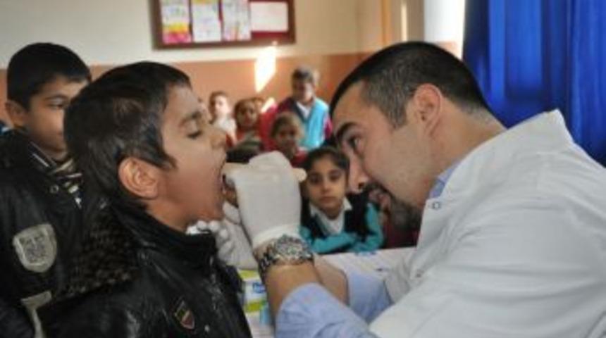 Silopi&rsquo;de &Ouml;ğrenciler Ağız Ve Diş Sağlığı Taramasından Ge&ccedil;irildi