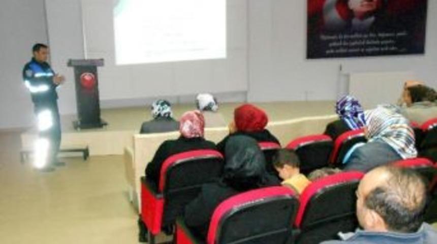 &ldquo;toplumsal Roller Ve Aile Tutumları&rdquo; Konulu Seminer