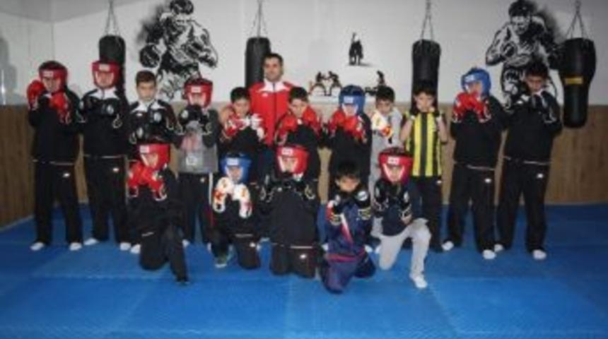 Arifiye, İkinci Boks Takımına Kavuştu