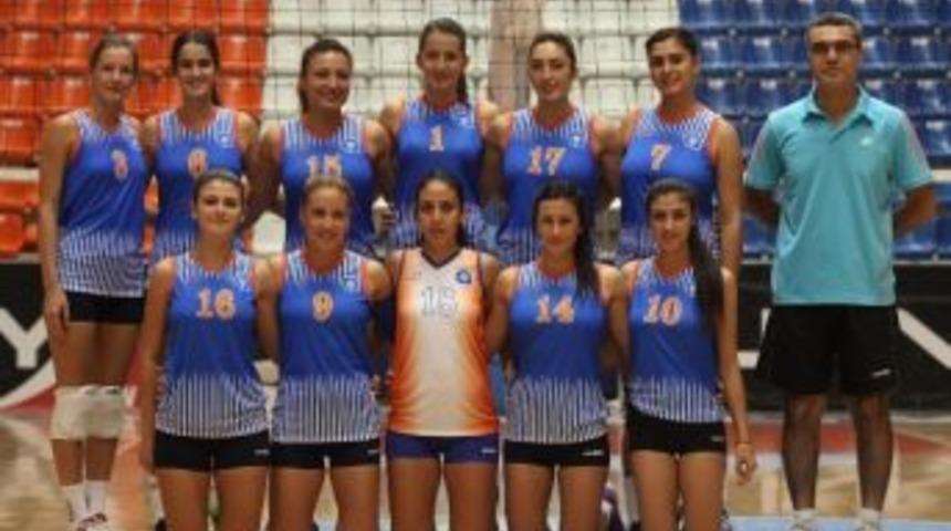 Antalya’da Voleybol Derbisi