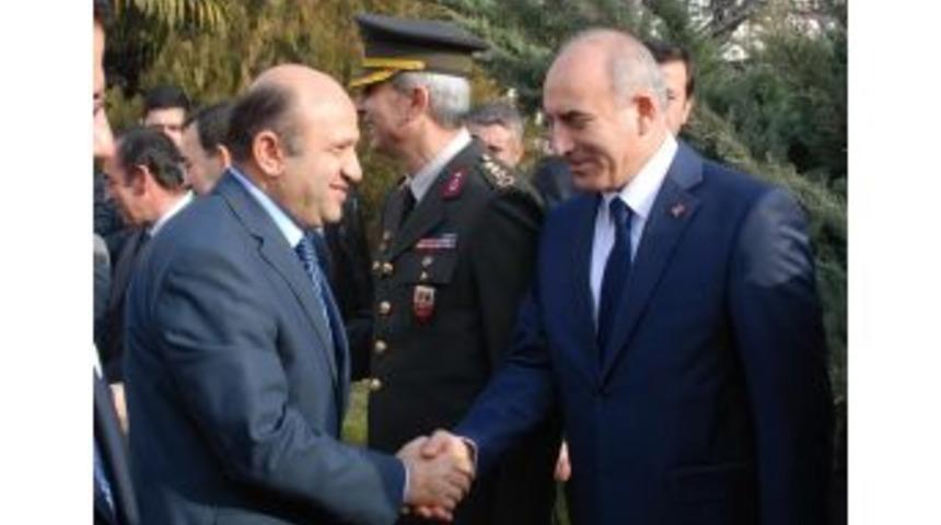 Bakan Işık: Boğazından Haram Ge&ccedil;enin, Burnundan Fitil Fitil Gelsin