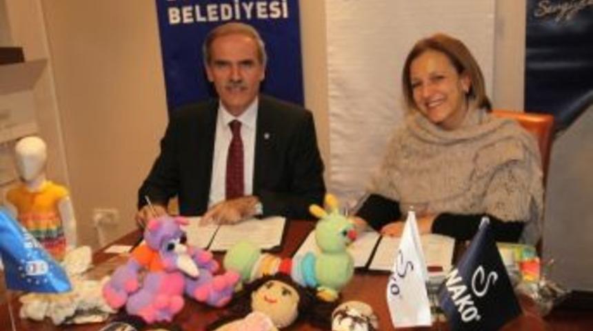 Bursalı Kadınlar &Ouml;rerek Kazanacak