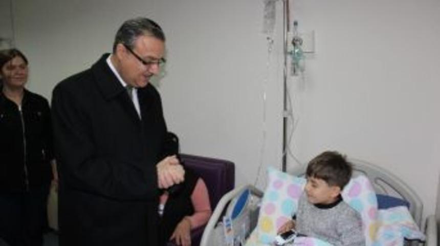 Vali Su, D&uuml;zce Atat&uuml;rk Devlet Hastanesinde İncelemelerde Bulundu