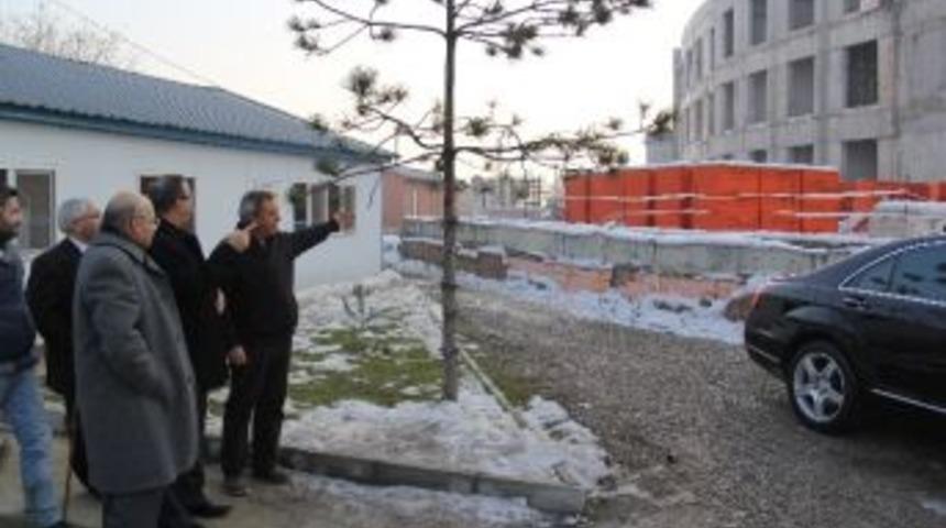 Vali Vali Ali İhsan Su, Hastane İnşaatını İnceledi