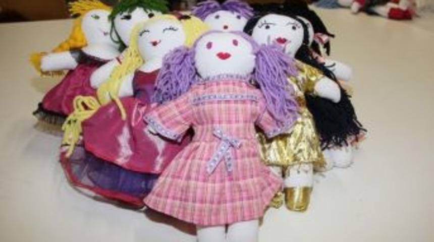 Yaren Bebekler; &Ccedil;ocuklar İ&ccedil;in Yola &Ccedil;ıktı