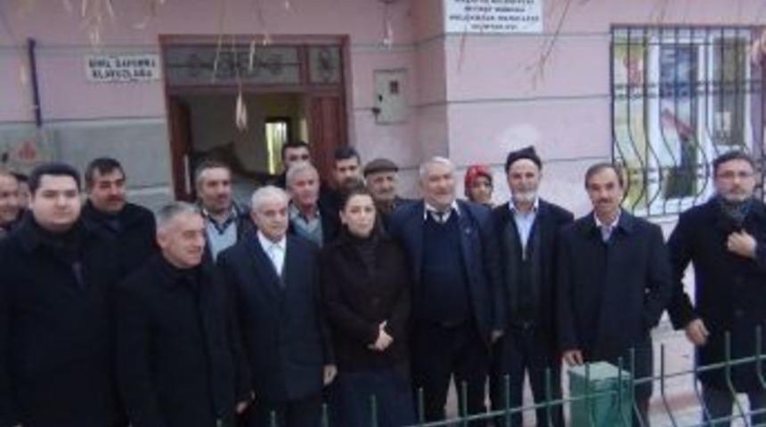 Milletvekili &Ccedil;alık 4 Mahalle Muhtarını Ziyaret Etti