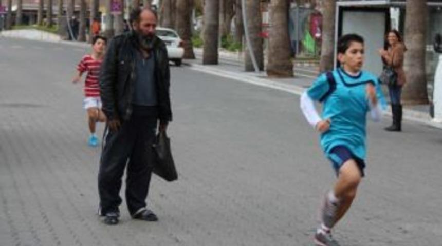 (&ouml;zel Haber) Fırtınayı Aştılar Alkoll&uuml; Vatandaşa Takıldılar