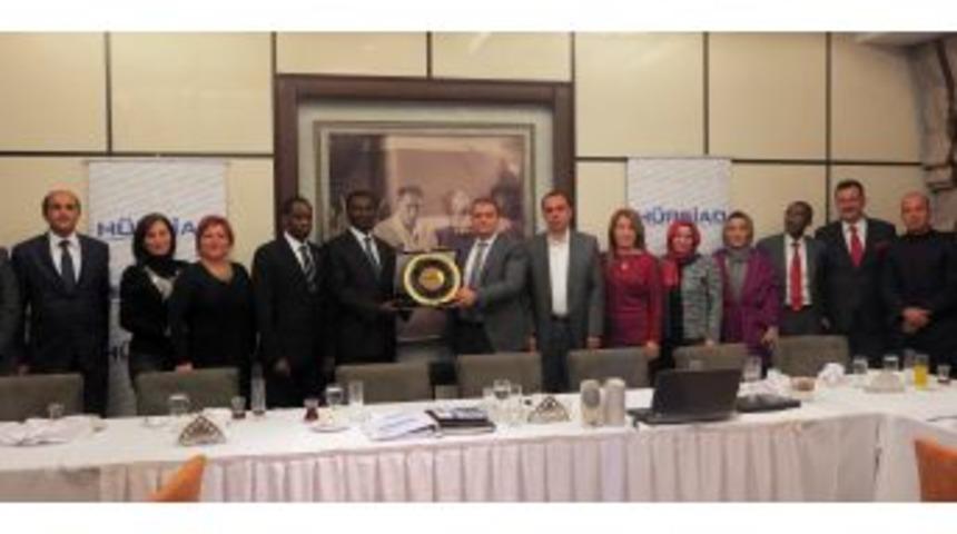 Ruanda Bakan Yardımcısı T&uuml;rk Işadamlarına Fırsatları Anlattı