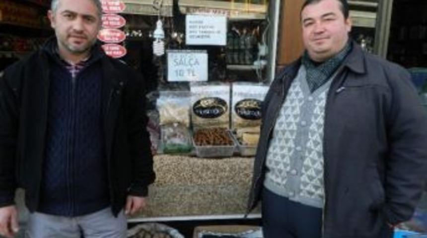 Kuruyemiş Satıcılarında Yılbaşı Hareketliliği